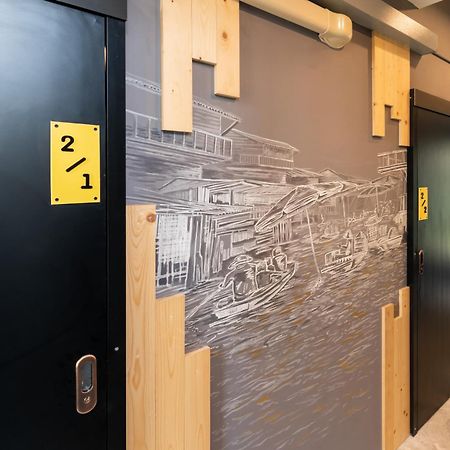 Lobsuek Hostel Бангкок Екстер'єр фото