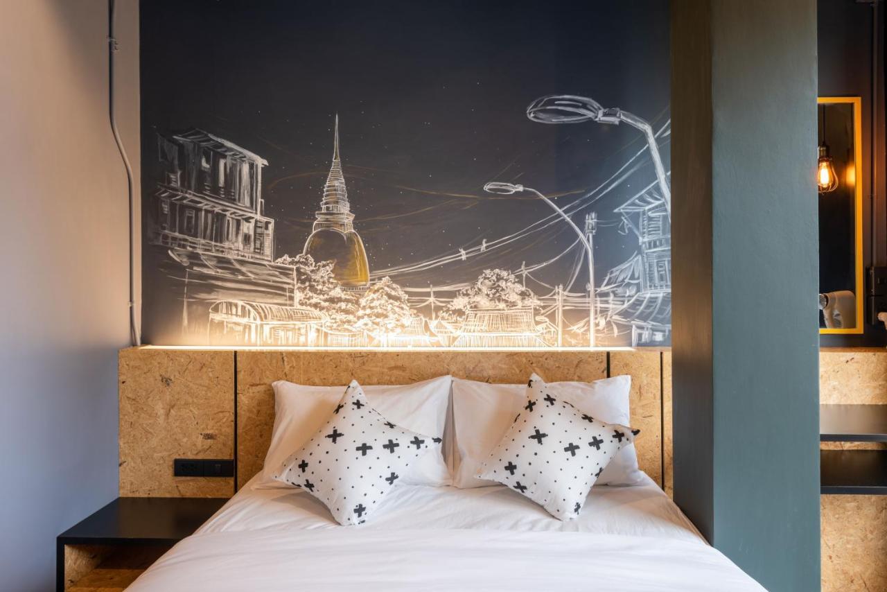 Lobsuek Hostel Бангкок Екстер'єр фото